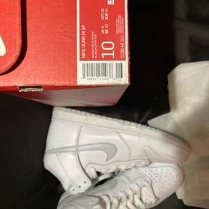 Nike Air AZ 10 white